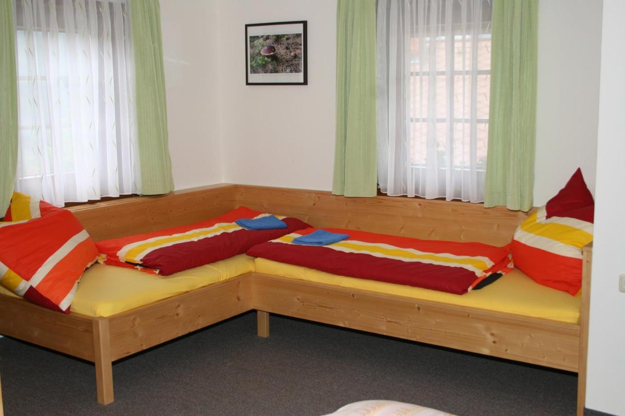 הוילה Liebenfels Kniebergerhof מראה חיצוני תמונה
